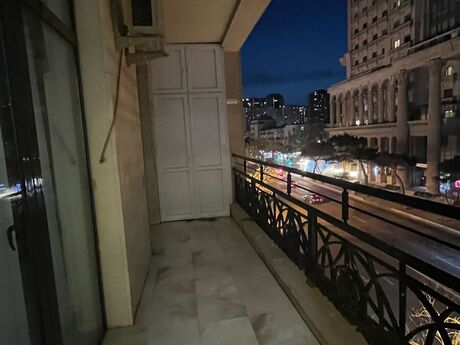 3 otaqlı yeni tikili - Elmlər Akademiyası m. - 120 m²