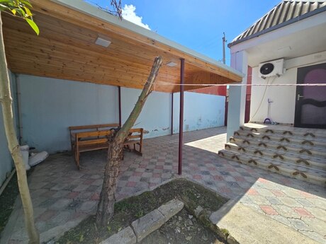 3 otaqlı həyət evi/bağ evi - Binə q. - 82 m²