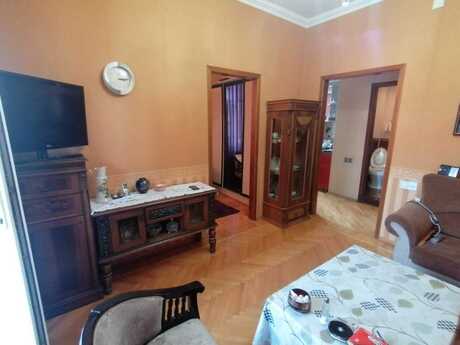 2 otaqlı köhnə tikili - Nəriman Nərimanov m. - 45 m²