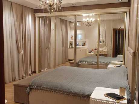 Elan №6091821 - Bakı, Memar Əcəmi m., 4 otaqlı, 130 m², 15/18 mərtəbə
