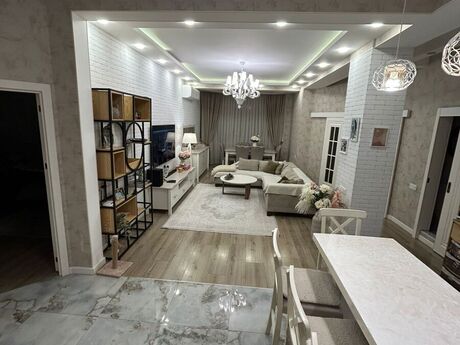 Объявление №6091834 - Баку, м. Иншаатчылар, 4-комн., 100 м², 20/24 этаж