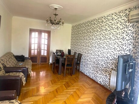 Elan №6091836 - Bakı, Nəriman Nərimanov m., 3 otaqlı, 85 m², 5/5 mərtəbə
