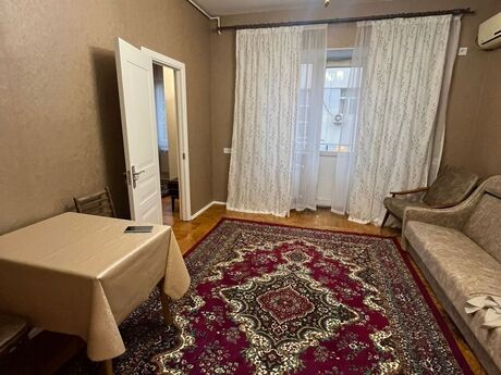 Elan №6091858 - Bakı, 28 May m., 2 otaqlı, 46 m², 3/5 mərtəbə