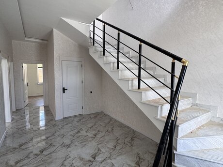 5 otaqlı həyət evi/bağ evi - Masazır q. - 200 m²