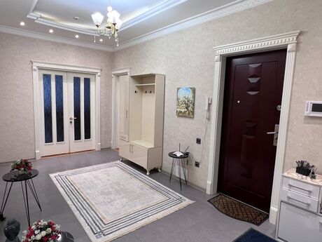 4 otaqlı yeni tikili - Nəriman Nərimanov m. - 170 m²