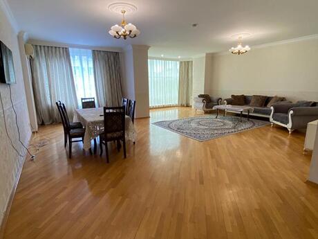 Elan №6090062 - Bakı, 28 May m., 4 otaqlı, 230 m², 4/22 mərtəbə