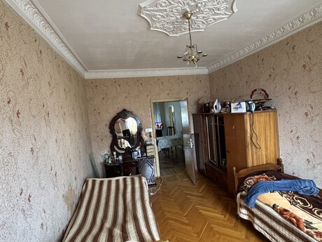2 otaqlı köhnə tikili - Memar Əcəmi m. - 60 m²