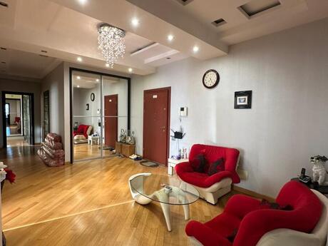 3 otaqlı yeni tikili - Gənclik m. - 136 m²