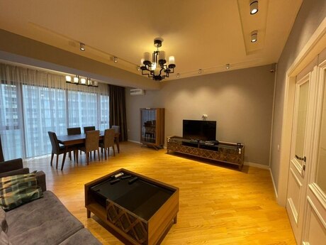 2 otaqlı yeni tikili - Şah İsmayıl Xətai m. - 90 m²