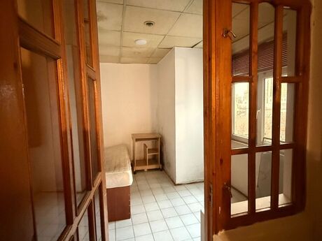 2 otaqlı köhnə tikili - Elmlər Akademiyası m. - 45 m²