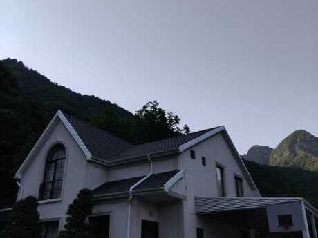 4 otaqlı həyət evi/bağ evi - Qax - 90 m²