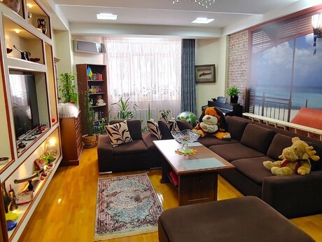 3-комн. новостройка - Низаминский  р. - 115 м²