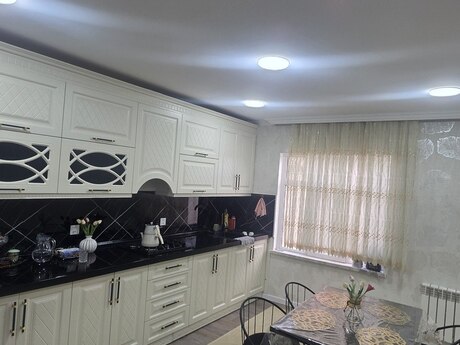 4 otaqlı həyət evi/bağ evi - Balaxanı q. - 85 m²