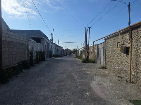 4 otaqlı həyət evi/bağ evi - Balaxanı q. - 85 m²