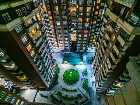 4 otaqlı yeni tikili - 28 May m. - 180 m²