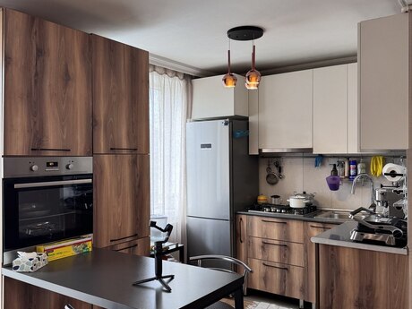 3 otaqlı köhnə tikili - Nizami m. - 70 m²