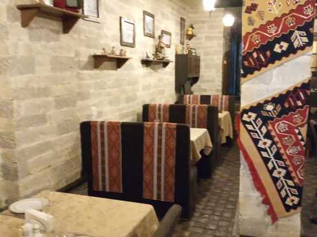 Obyekt - Səbail r. - 180 m²