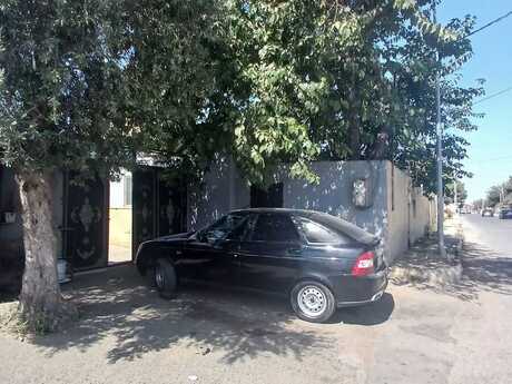 8 otaqlı həyət evi/bağ evi - Saray q. - 120 m²