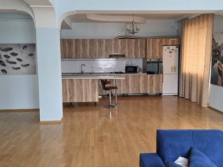 4 otaqlı yeni tikili - Sahil m. - 160 m²