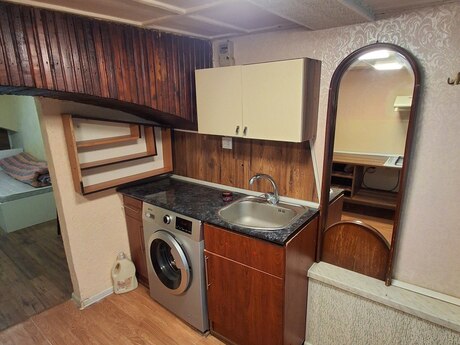 1 otaqlı köhnə tikili - 28 May m. - 20 m²