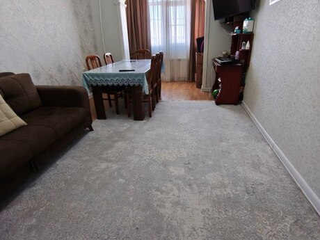 2 otaqlı köhnə tikili - Həzi Aslanov m. - 65 m²