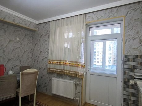 2 otaqlı yeni tikili - İnşaatçılar m. - 88 m²