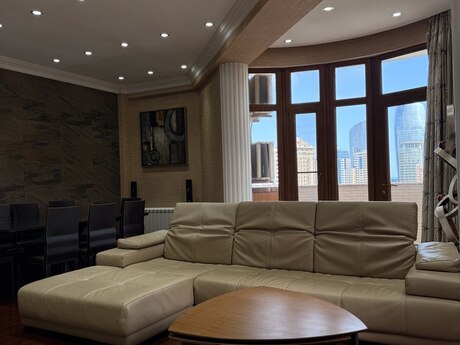 4 otaqlı yeni tikili - 28 May m. - 170 m²