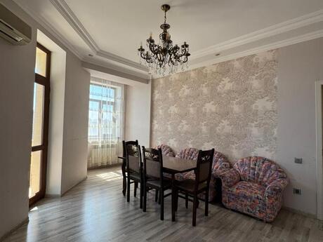 Elan №6092171 - Bakı, Koroğlu m., 2 otaqlı, 70 m², 10/15 mərtəbə