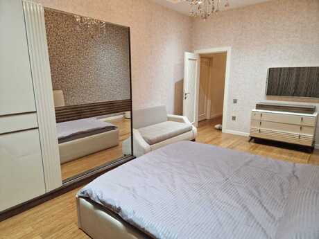 4 otaqlı yeni tikili - Nəsimi r. - 180 m²