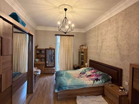 2 otaqlı köhnə tikili - Sahil m. - 45 m²