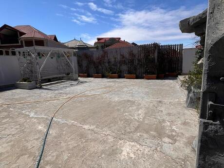 7 otaqlı həyət evi/bağ evi - Koroğlu m. - 480 m²