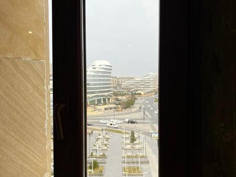 1 otaqlı ofis - Şah İsmayıl Xətai m. - 110 m²
