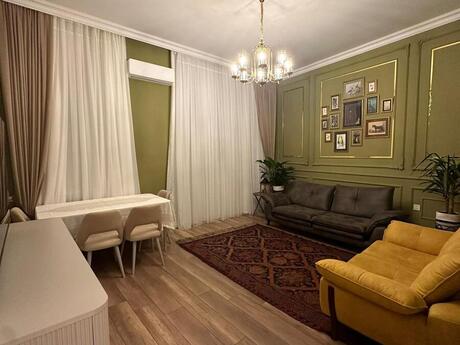 2 otaqlı köhnə tikili - Sahil m. - 75 m²