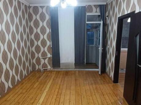 1 otaqlı köhnə tikili - 7-ci mikrorayon q. - 40 m²
