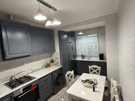 2 otaqlı köhnə tikili - Nəriman Nərimanov m. - 68 m²