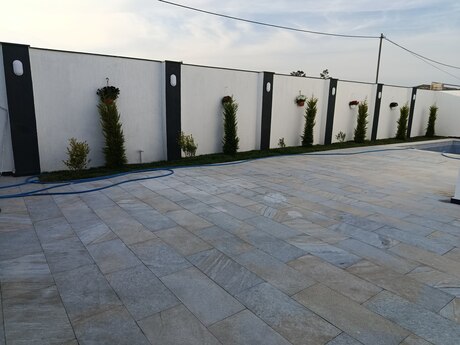 4 otaqlı həyət evi/bağ evi - Şüvəlan q. - 165 m²