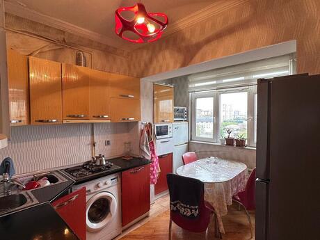 3 otaqlı köhnə tikili - Dərnəgül m. - 80 m²