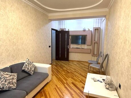 2 otaqlı yeni tikili - İnşaatçılar m. - 75 m²