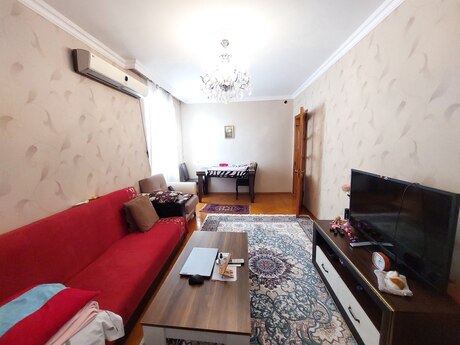 2 otaqlı köhnə tikili - Xalqlar Dostluğu m. - 65 m²