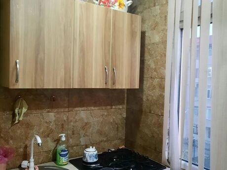 2 otaqlı köhnə tikili - Neftçilər m. - 35 m²