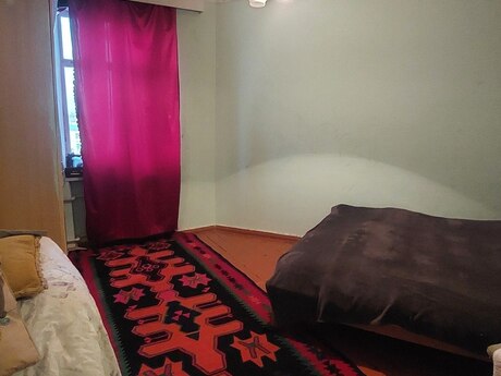 2 otaqlı köhnə tikili - Bakıxanov q. - 65 m²