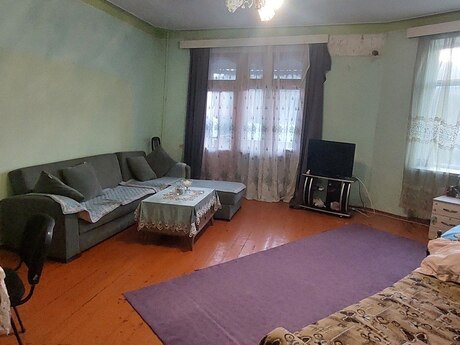 2 otaqlı köhnə tikili - Bakıxanov q. - 65 m²