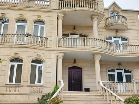 9 otaqlı həyət evi/bağ evi - Badamdar q. - 800 m²