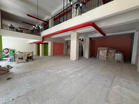Obyekt - Ağ şəhər q. - 500 m²