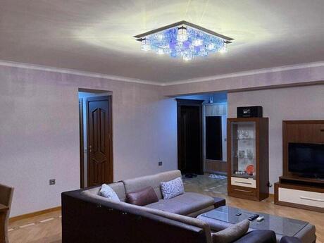 3 otaqlı köhnə tikili - İnşaatçılar m. - 112 m²