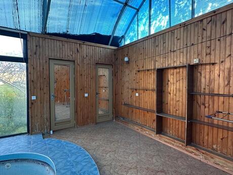 6 otaqlı həyət evi/bağ evi - Mərdəkan q. - 308 m²