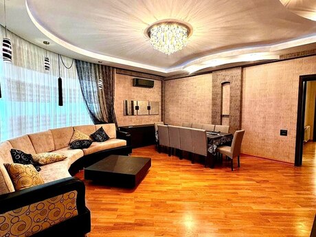 Elan №6092477 - Bakı, İnşaatçılar m., 3 otaqlı, 150.5 m², 17/19 mərtəbə