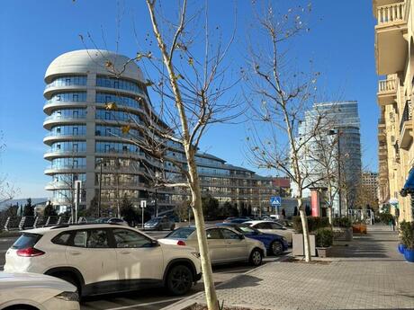 Obyekt - Ağ şəhər q. - 510 m²