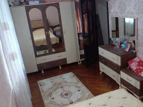 2 otaqlı köhnə tikili - Neftçilər m. - 50 m²