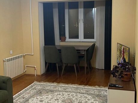 3 otaqlı köhnə tikili - Əhmədli q. - 90 m²